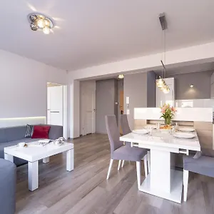  Apartament Secret Garden By Renters Polska
